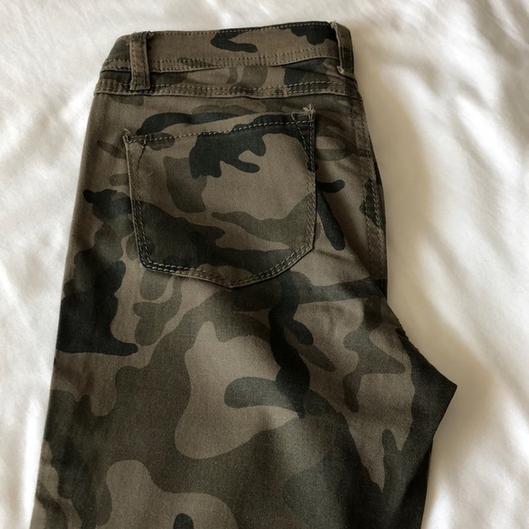 Army style jeans - Picture 2 of 3
